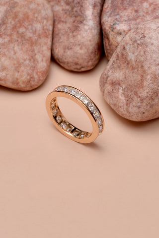 Size 8 Daily Wear Golden Ring