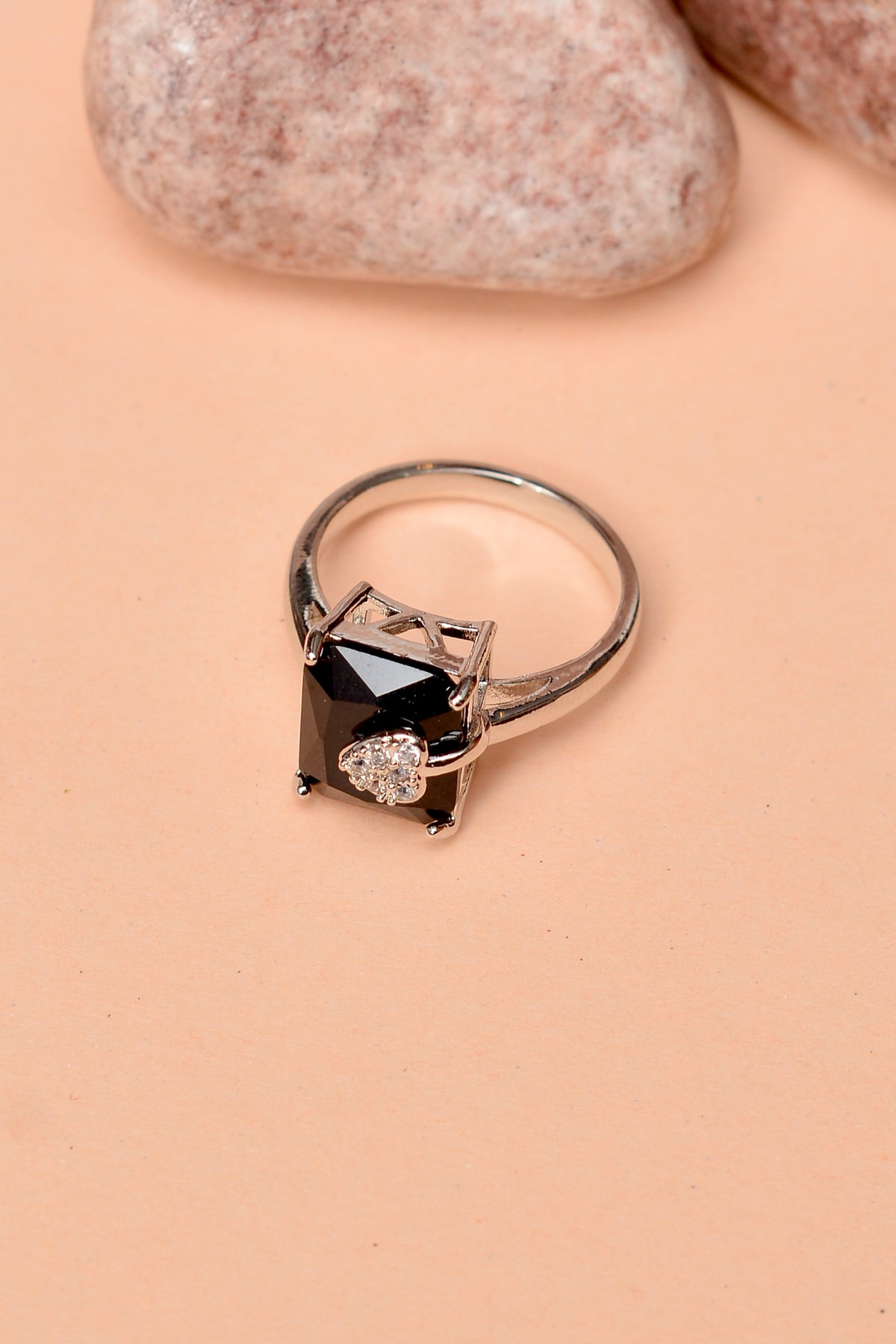 Size 8 Daily Wear Black Ring