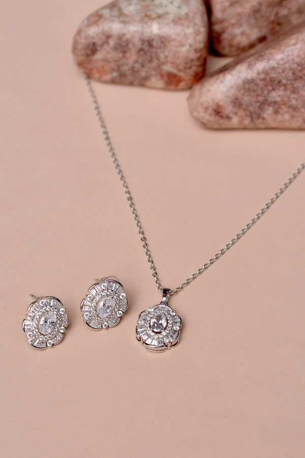 Daily Wear Silver Locket Set