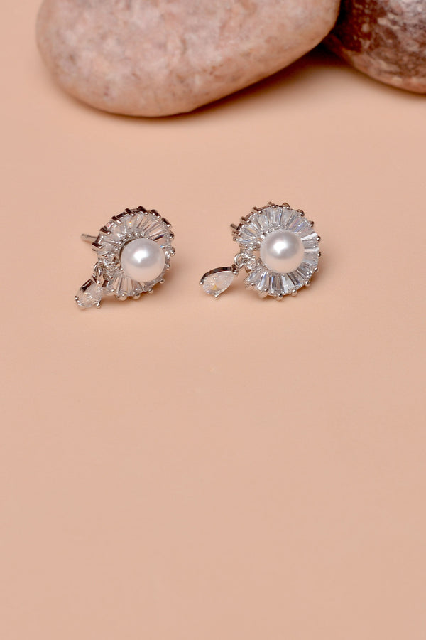 Daily Wear Silver Ear Studs