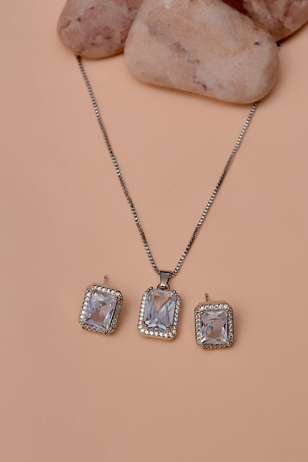 Daily Wear Silver Locket Set