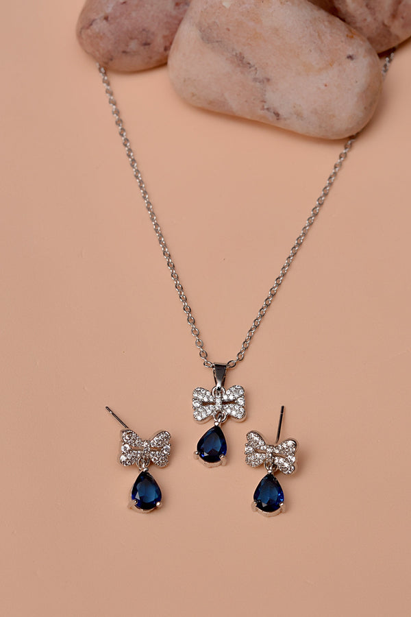 Daily Wear Blue Locket Set