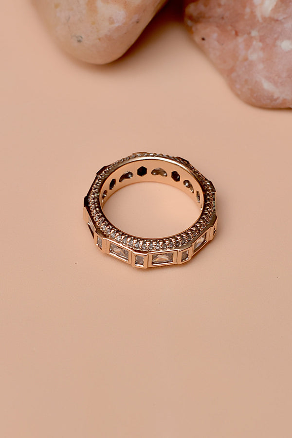 Size 8 Daily Wear Golden Ring