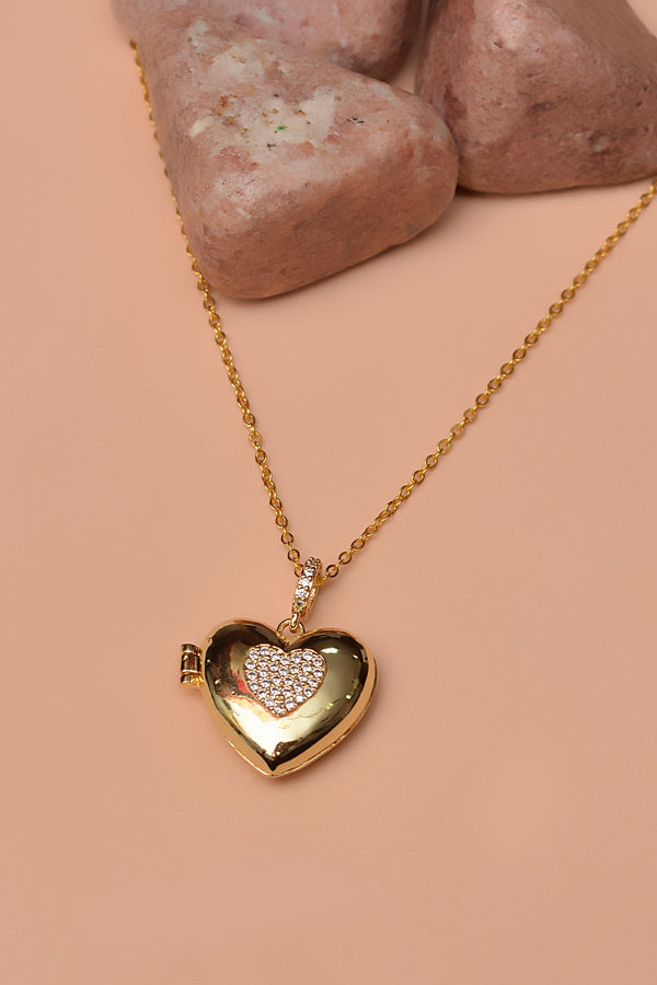 Daily Wear Golden Locket Pendant