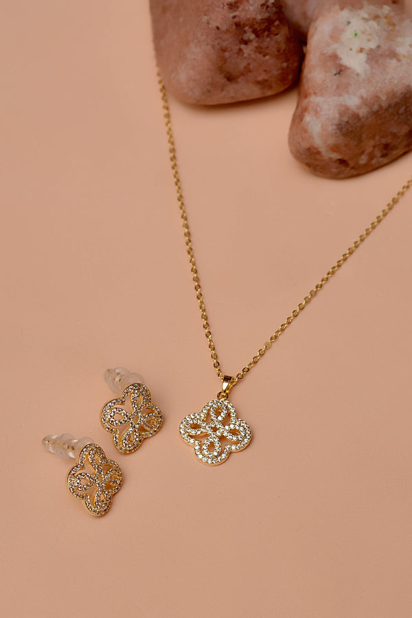 Daily Wear Golden Locket Set