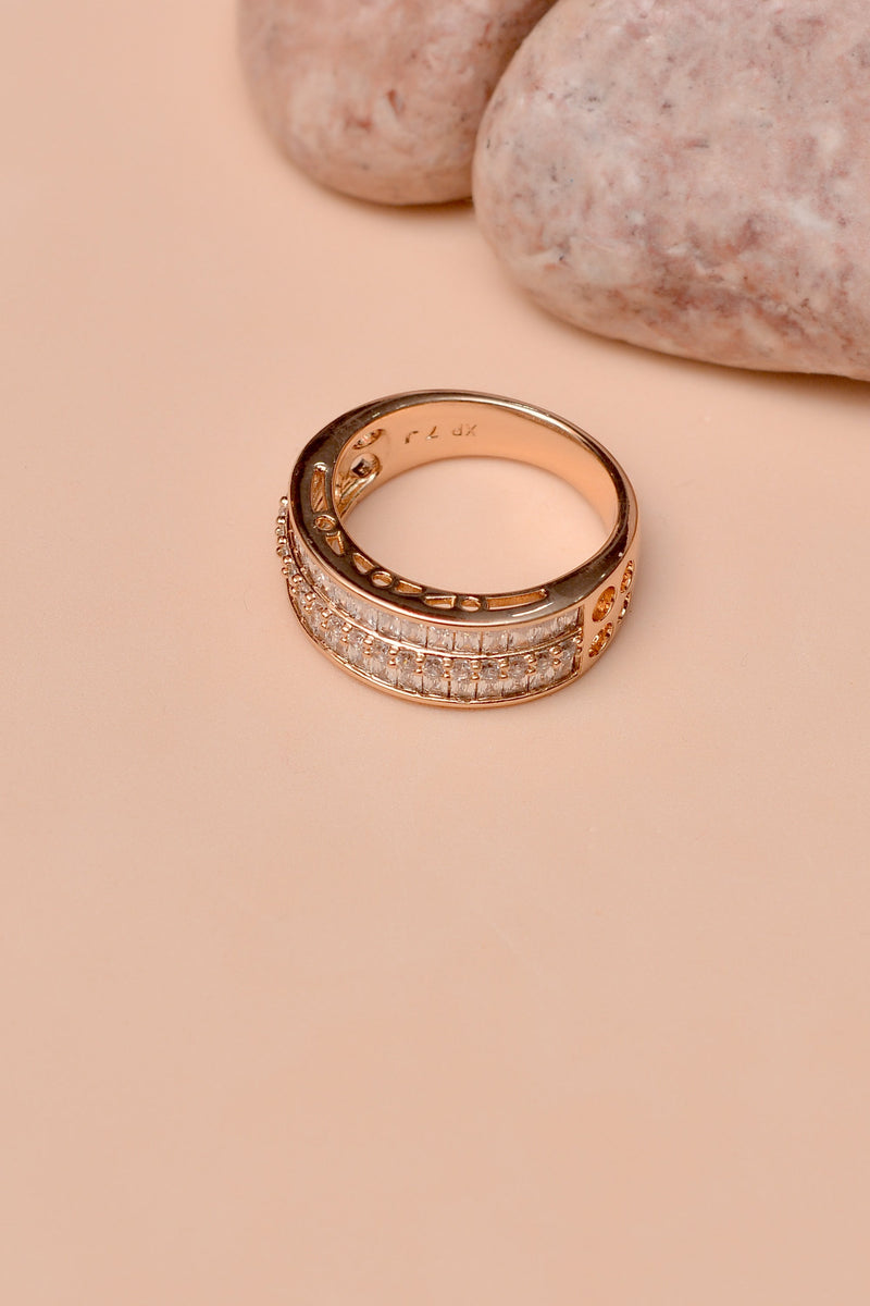 Size 6 Daily Wear Golden Ring