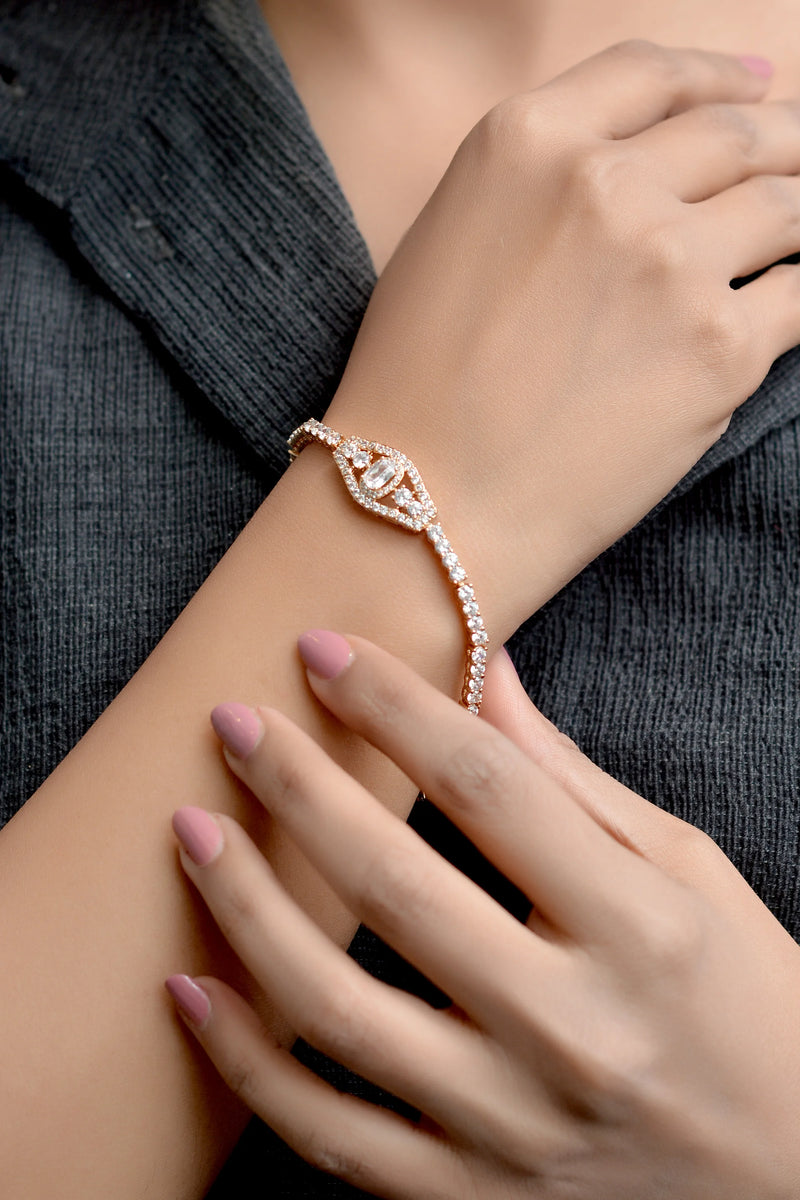 Daily Wear Golden Bracelet