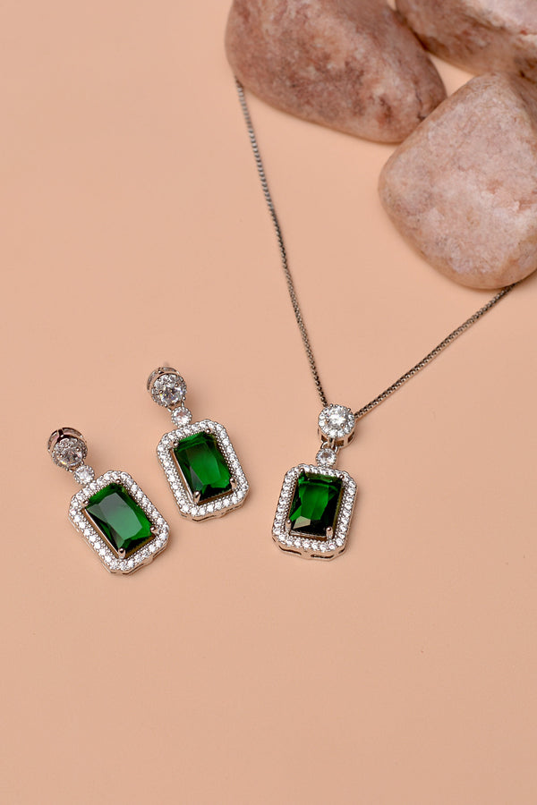 Daily Wear Green Locket set