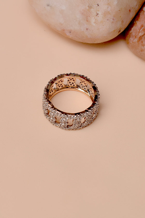 Size 6 Daily Wear Dual Tone Ring