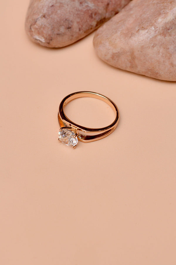 Size 9 Daily Wear Golden Ring