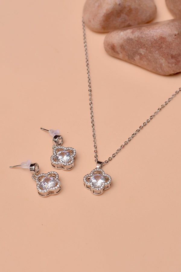 Daily Wear Silver Locket Set