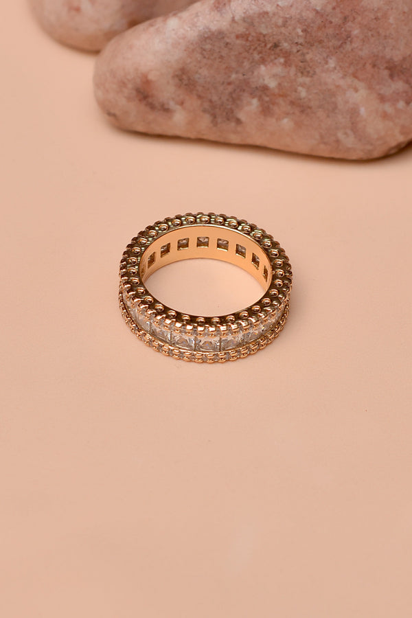 Size 6 Daily Wear Golden Ring