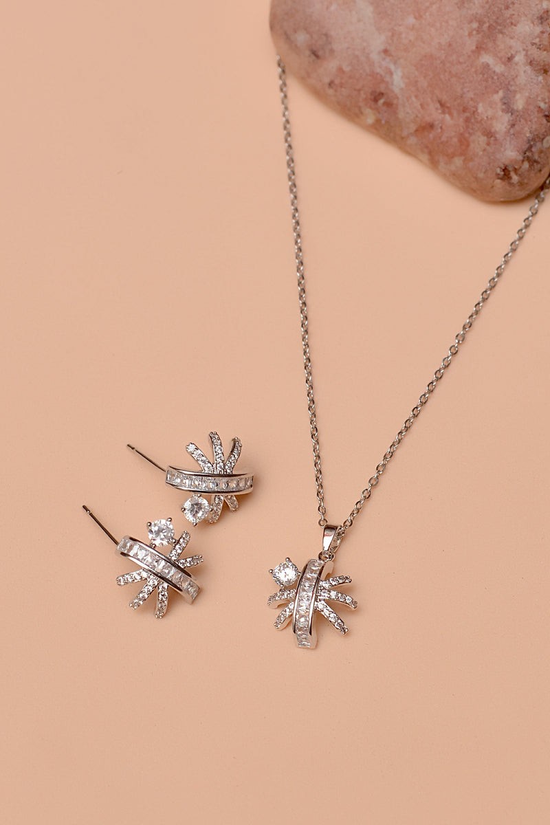 Daily Wear Silver Locket Set