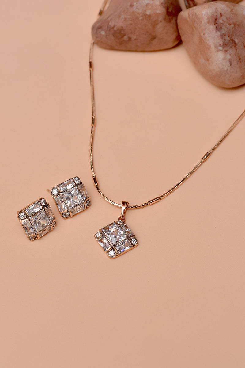 Daily Wear Dual Tone Locket Set