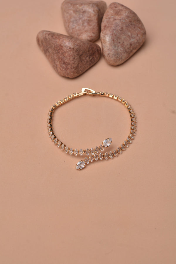 Daily Wear Golden Bracelet