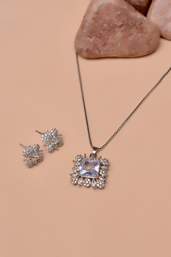 Daily Wear Silver Locket set