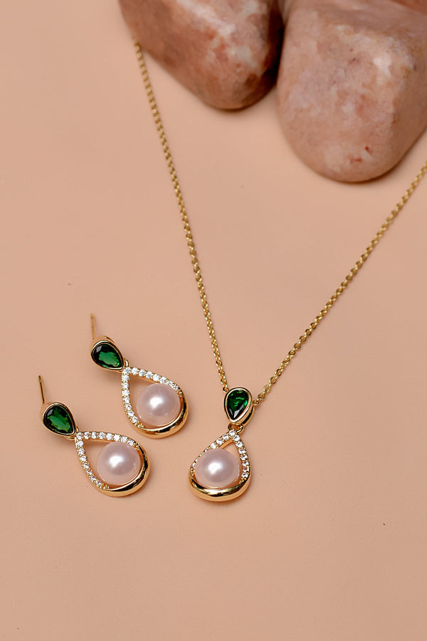 Daily Wear Green Locket set