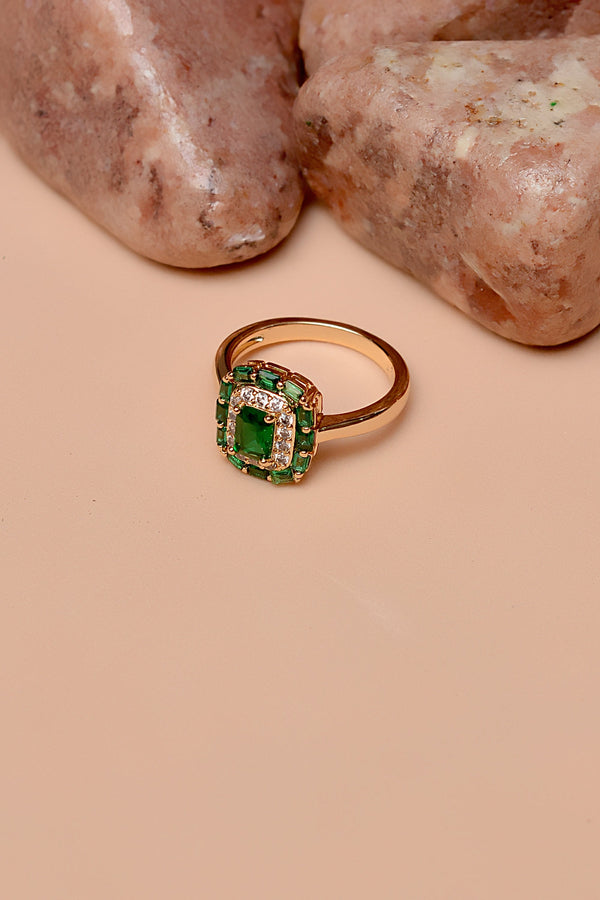 Size 7 Daily Wear Green Ring