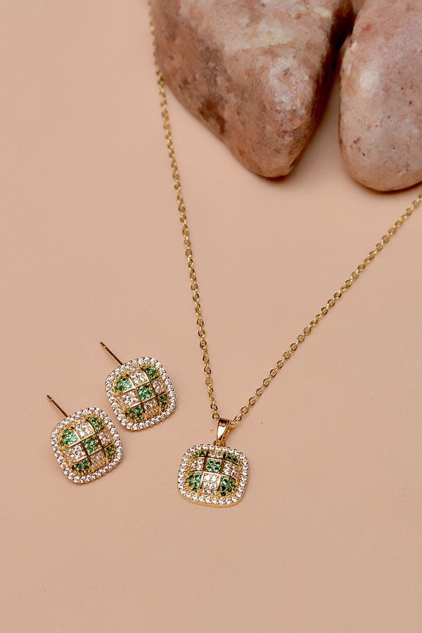 Daily Wear Green Locket Set
