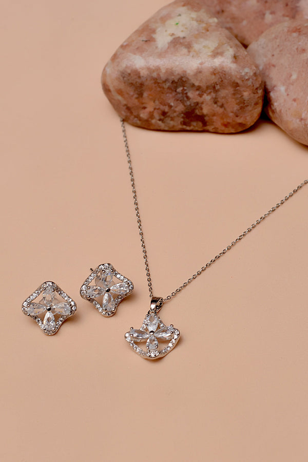 Daily Wear Silver Locket Set