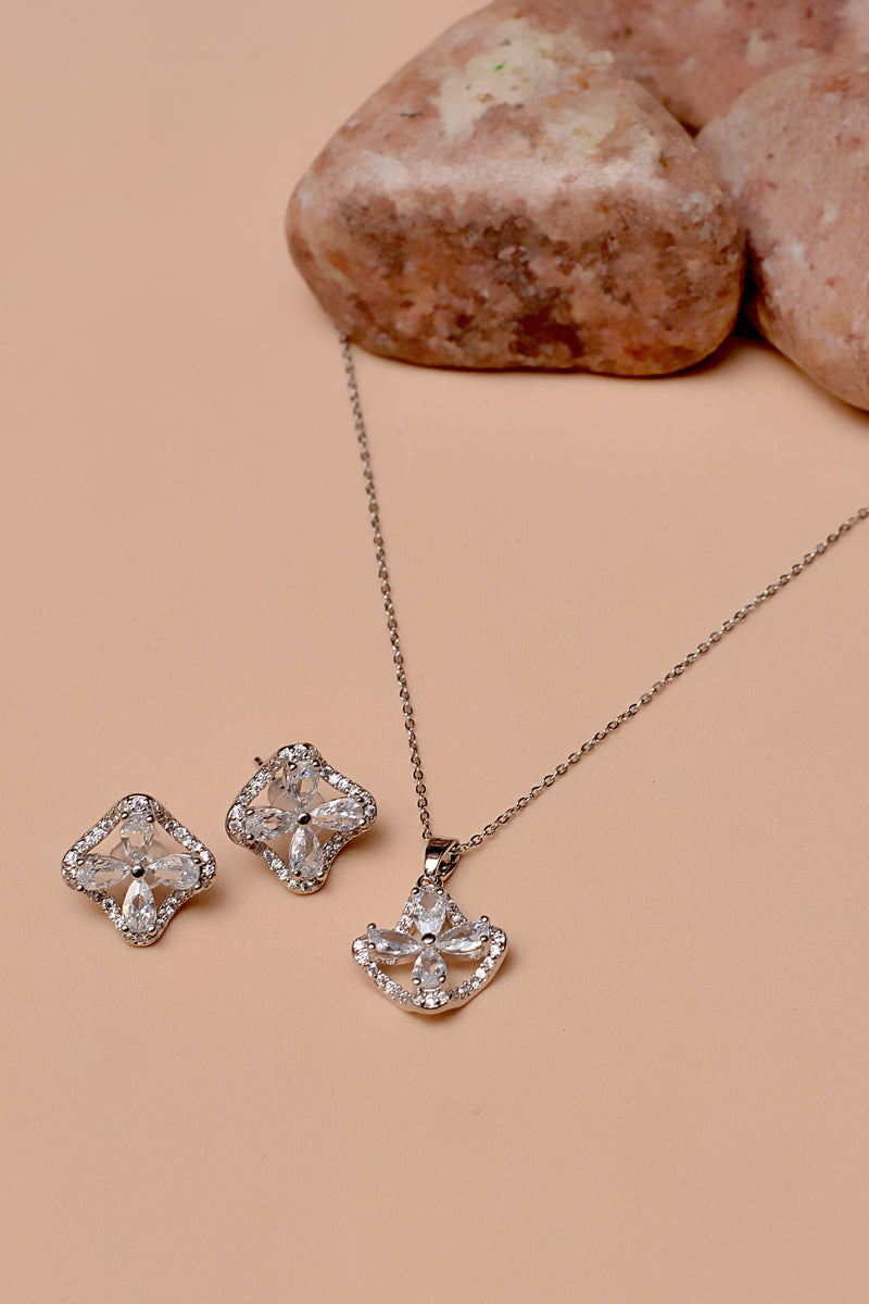 Daily Wear Silver Locket Set