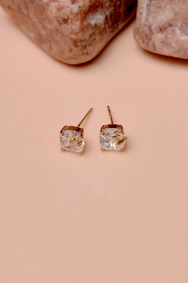 Daily Wear Golden Ear Studs