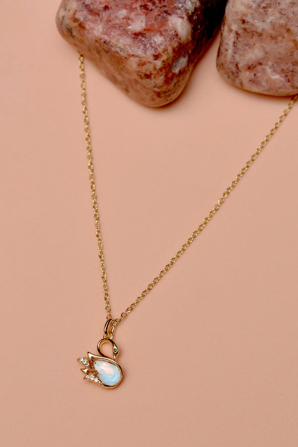 Daily Wear White Locket Pendant