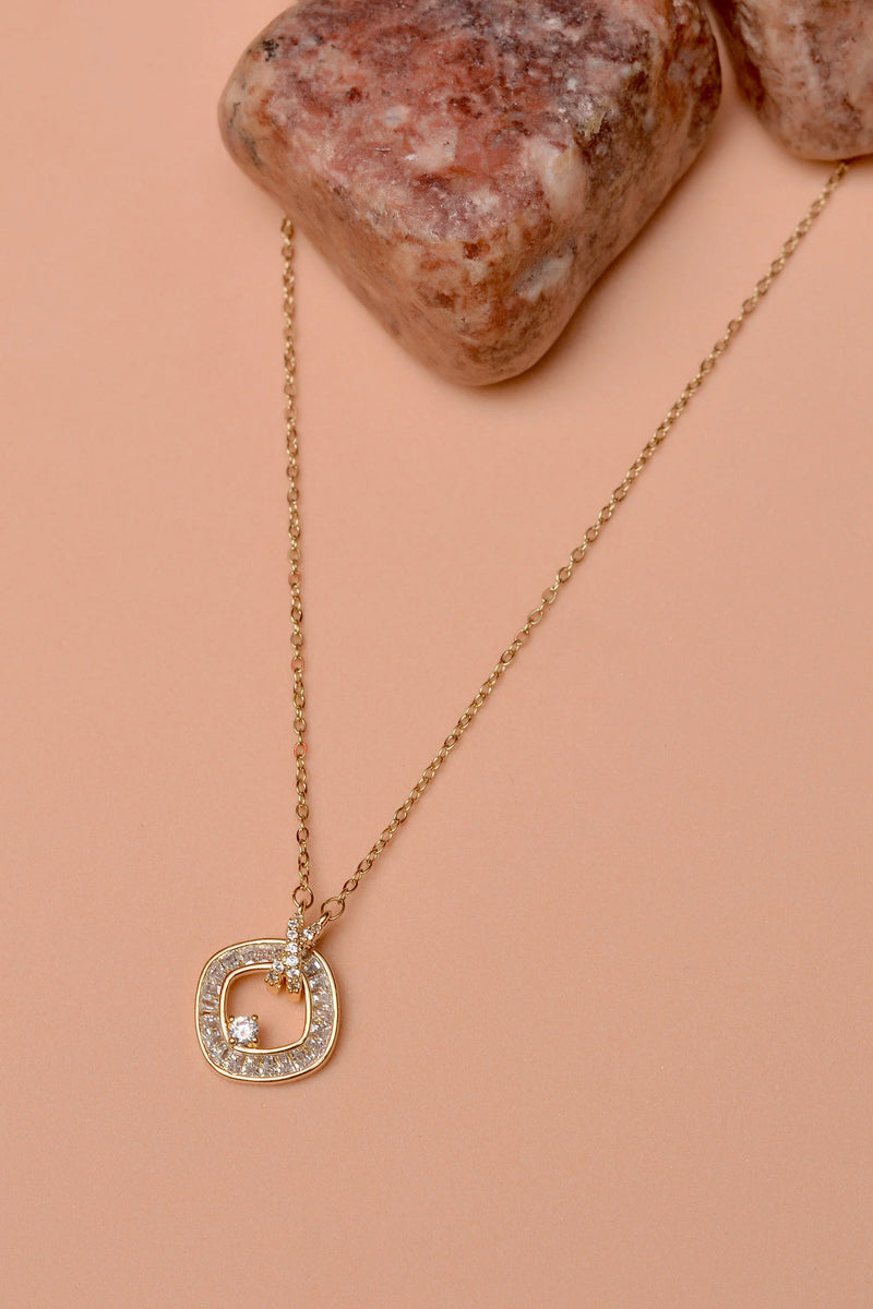 Daily Wear Golden Locket Pendant