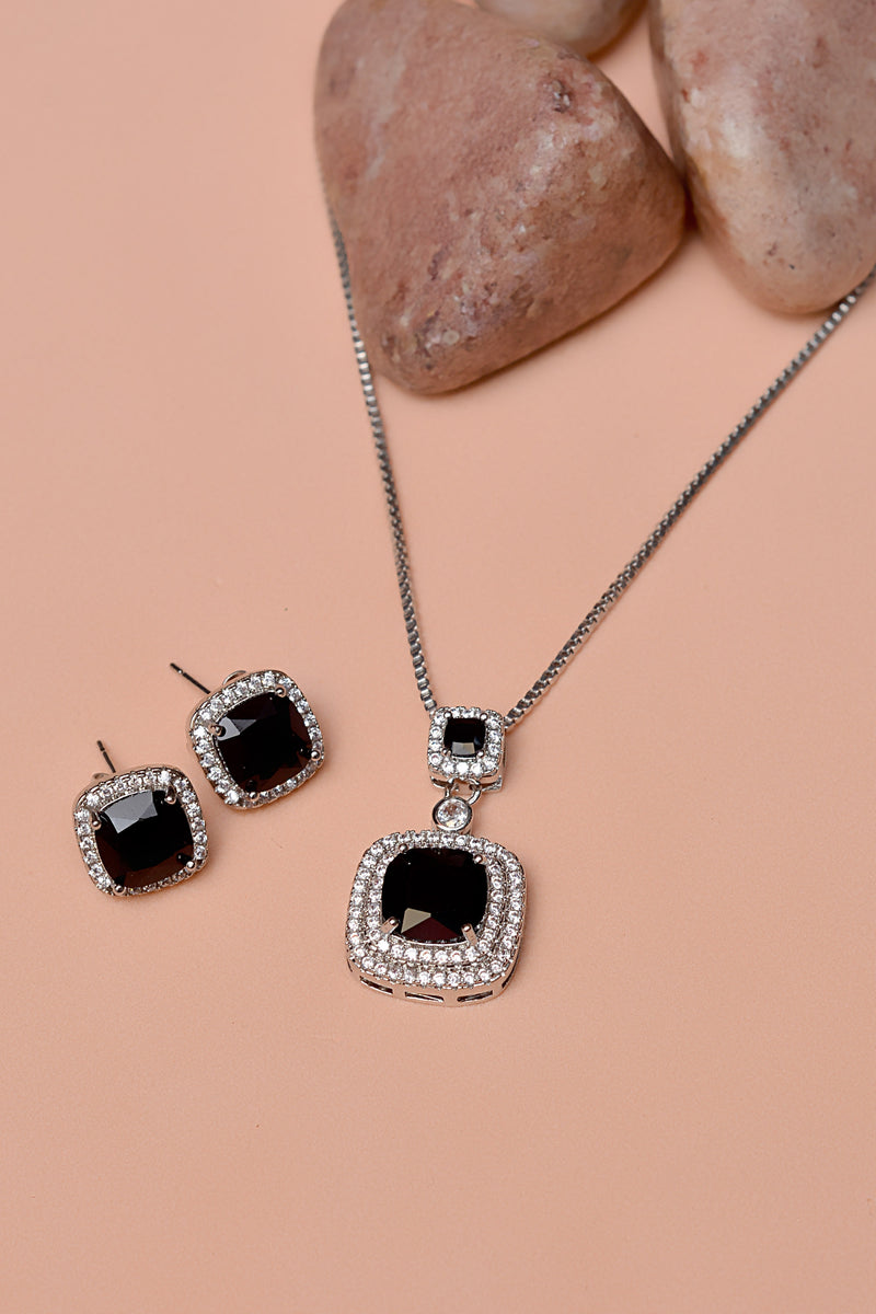 Daily Wear Locket Set