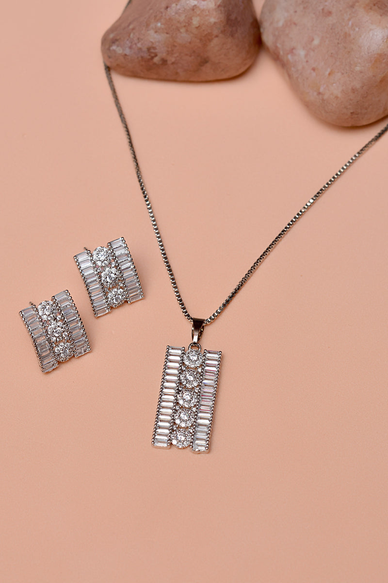Daily Wear Silver Locket Set