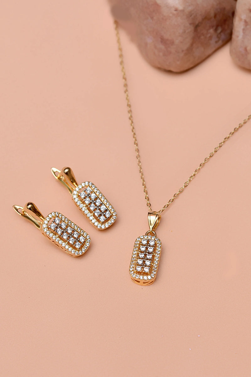 Daily Wear Golden Locket Set