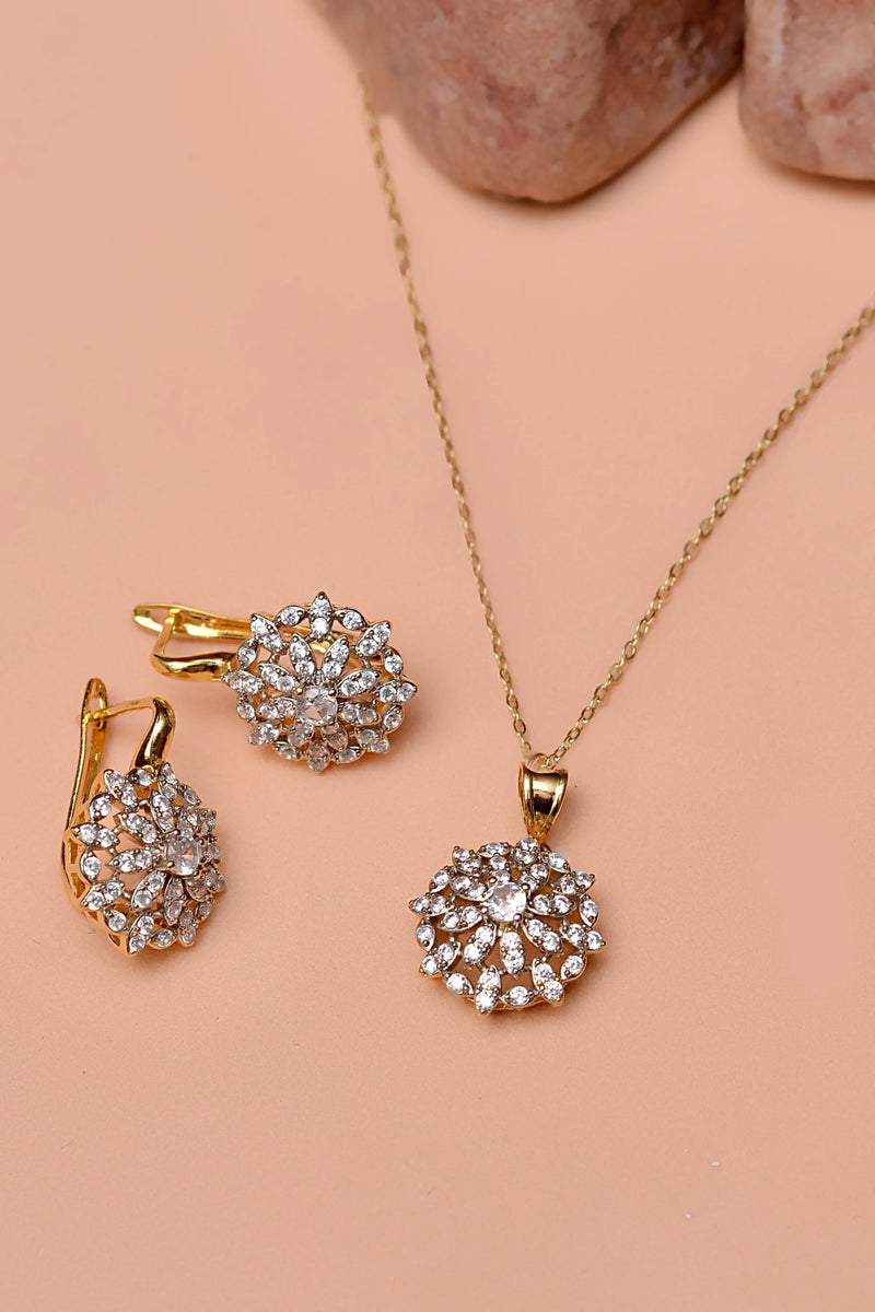 Daily Wear Golden Locket Set