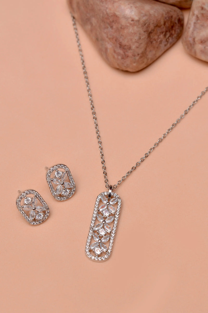 Daily Wear Silver Locket Set
