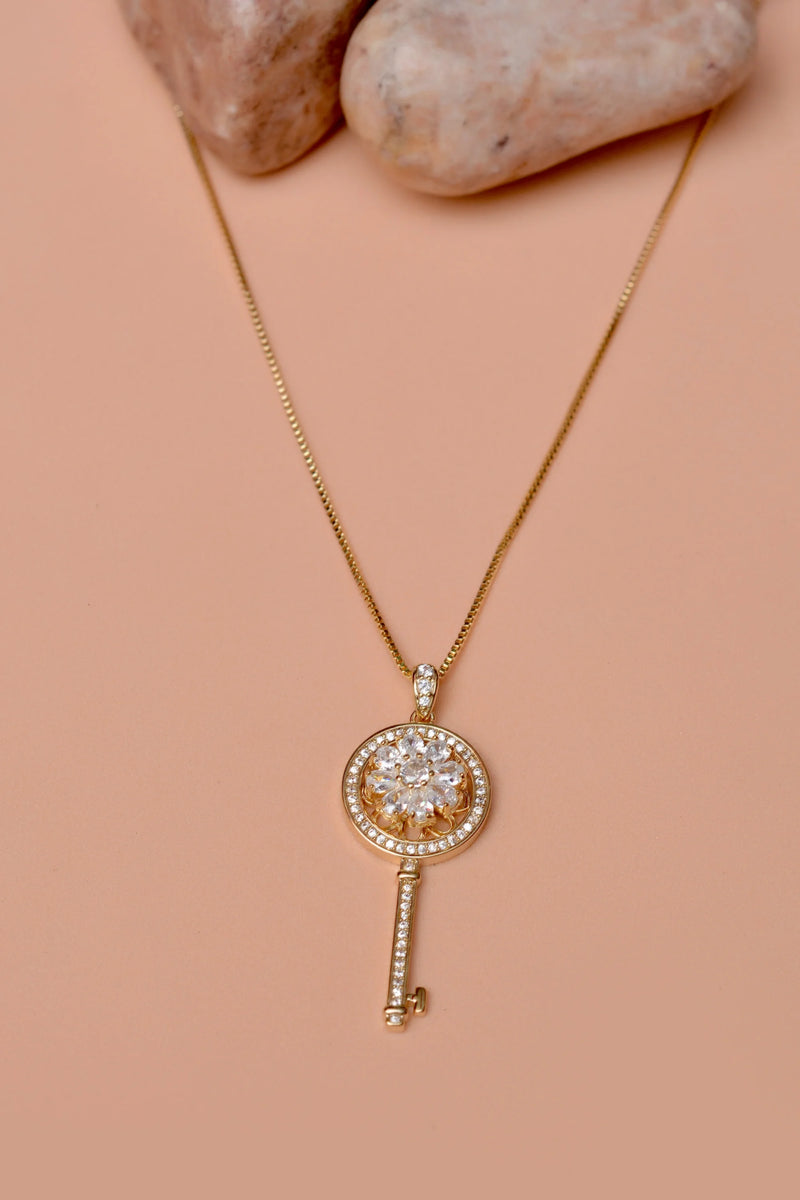 Daily Wear Golden Locket Pendant