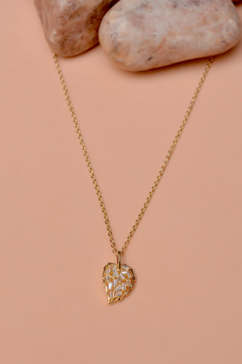Daily Wear Golden Locket Pendant