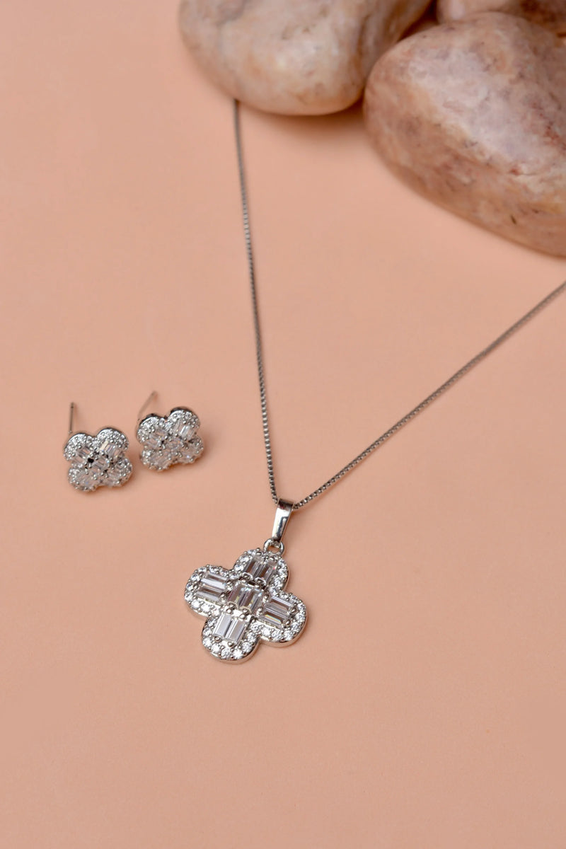 Daily Wear Silver Locket Set