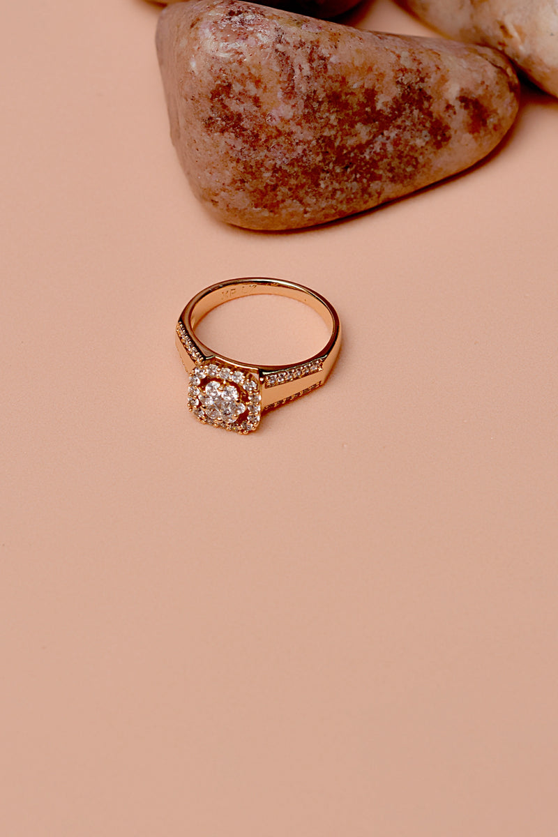 Size 10 Daily Wear Golden Ring