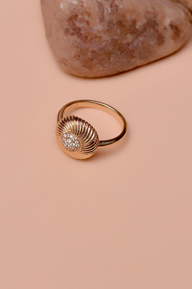 Size 6 Daily Wear Golden Ring