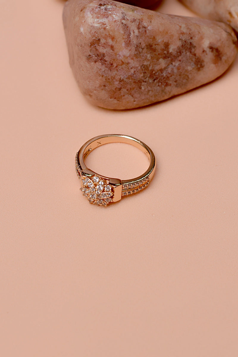 Size 9 Daily Wear Golden Ring
