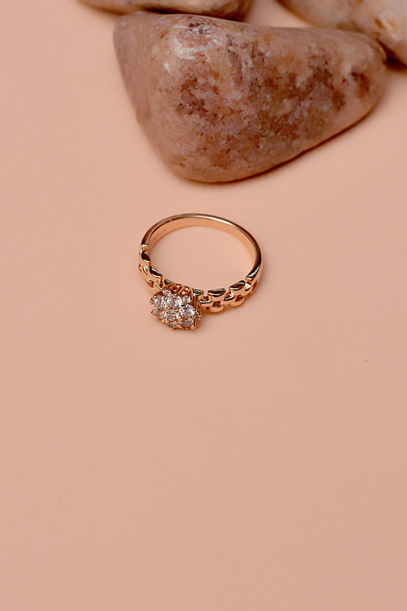 Size 8 Daily Wear Golden Ring