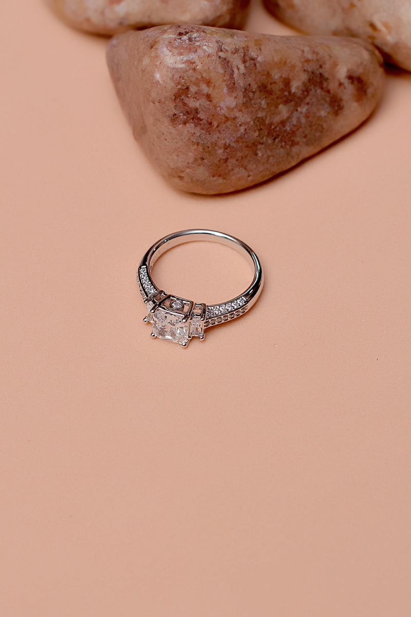 Size 8 Daily Wear Silver Ring