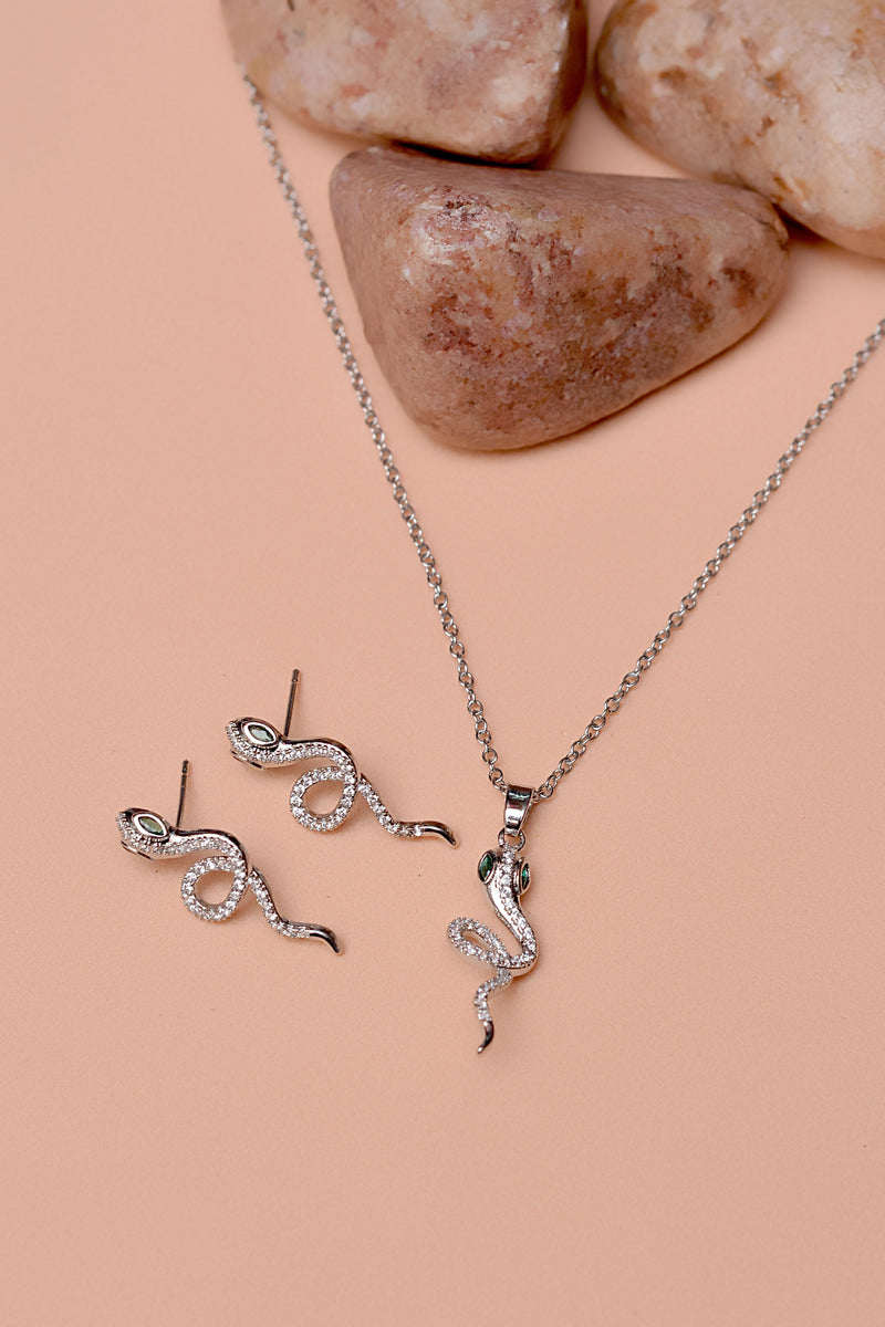 Daily Wear Green Locket set