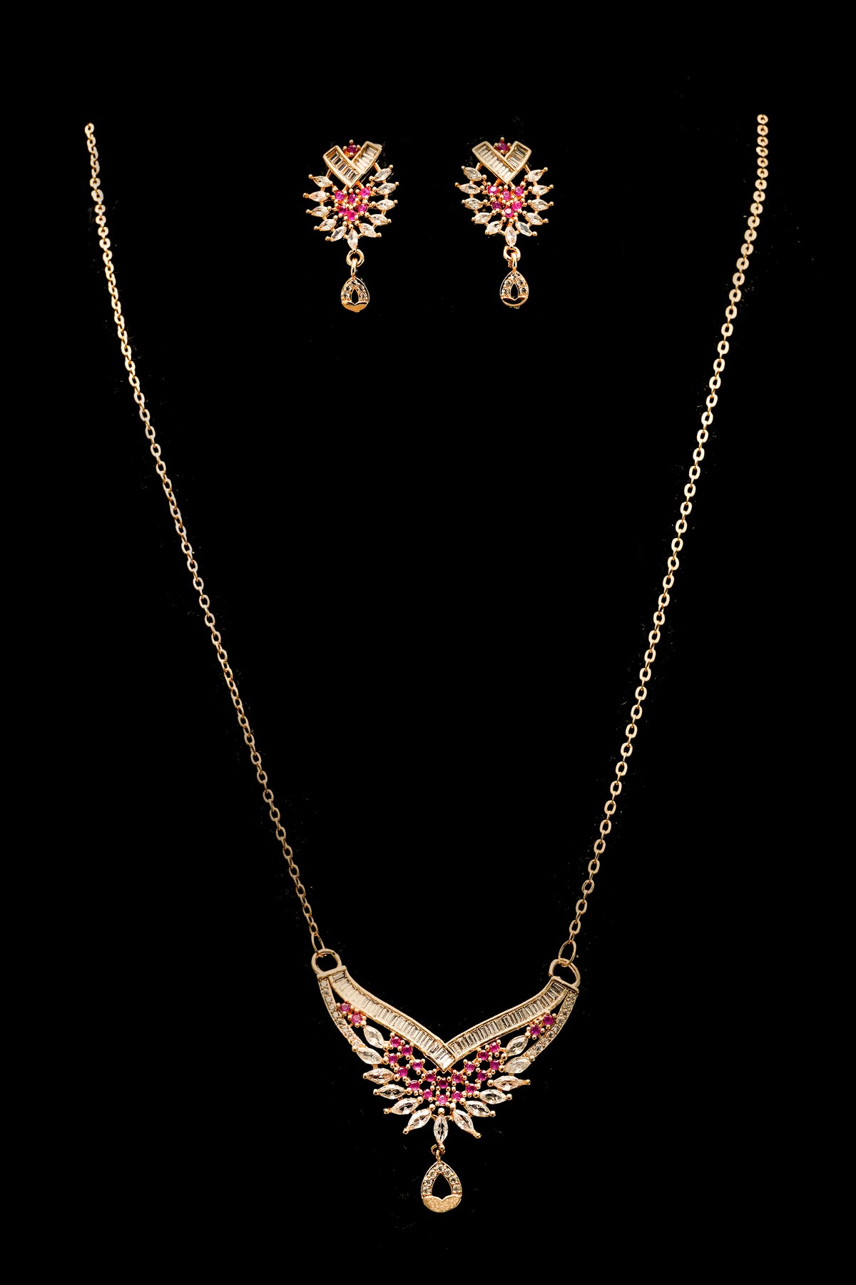 Party Wear Red Locket Set