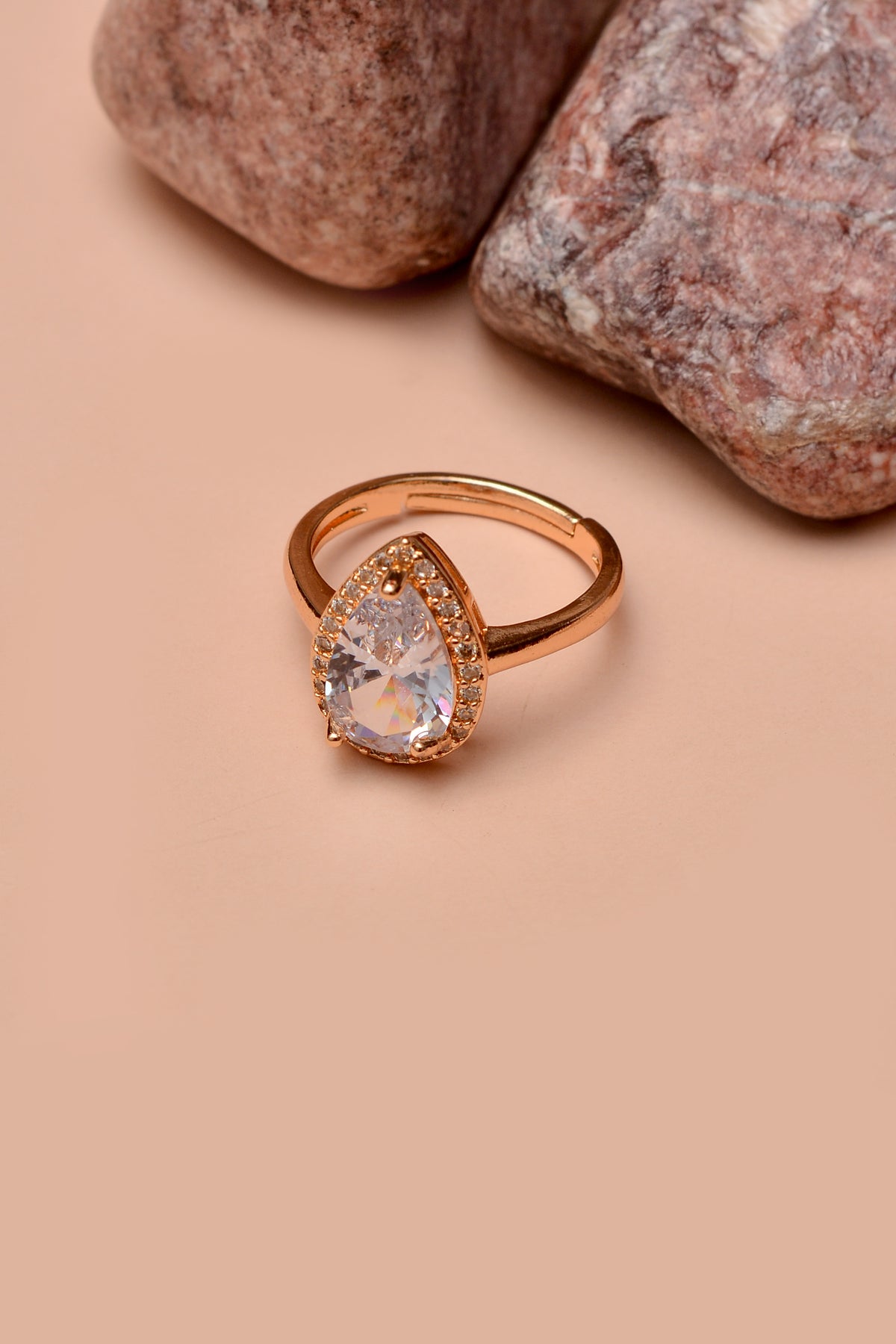 Size 0 Party Wear Golden Ring