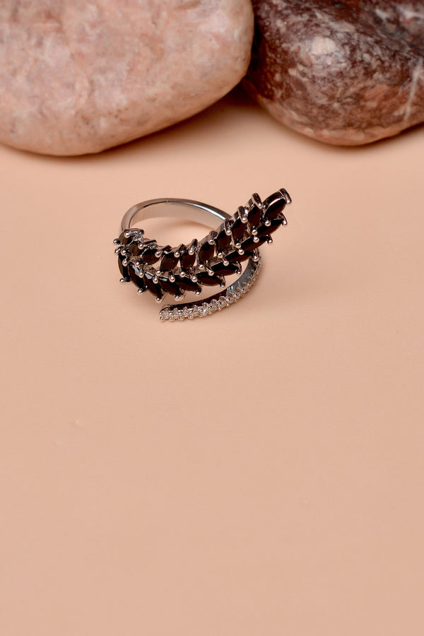 Size 0 Party Wear Black ring