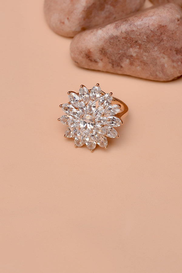Size 8 Party Wear Dual Tone Ring
