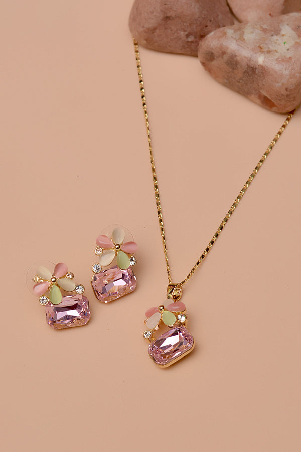 Party Wear Pink Locket Set