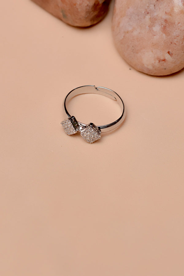Size 0 Party Wear Silver Ring