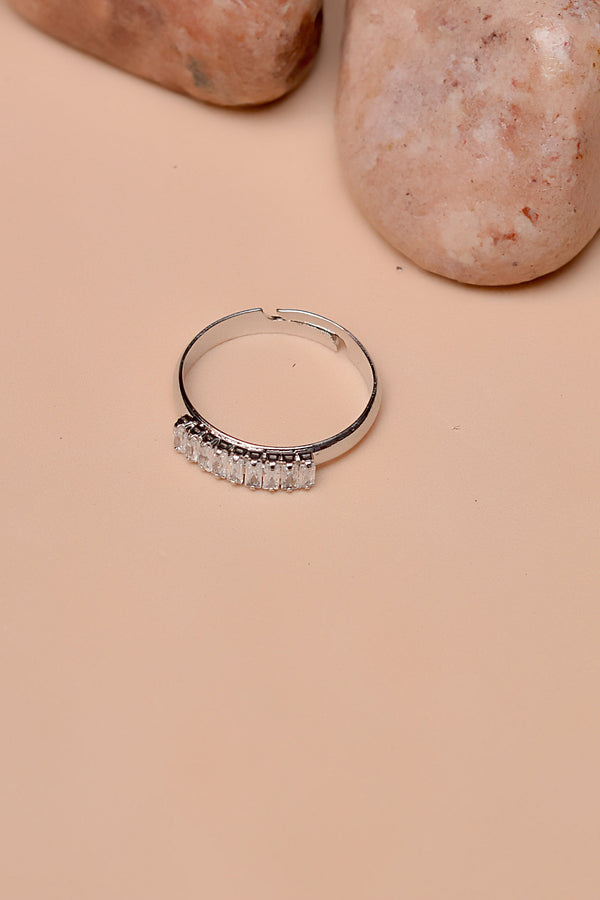 Size 0 Party Wear Silver Ring