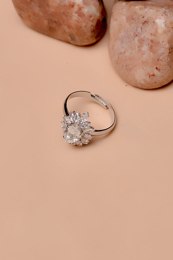 Size 0 Party Wear Silver Ring